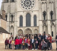Pelerinaj la Catedrala „Notre-Dame de Chartres”, în ajun de sărbătoare, la praznicul Acoperământului Maicii Domnului.