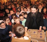 Sărbătoarea Sfântului Nicolae în parohia „Sfinții Trei Ierarhi” din La Courneuve