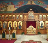 De ce bisericile ortodoxe au iconostas?