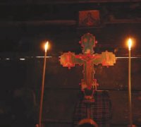 Povestea lumânării: Cine vrea sa împrăştie lumina trebuie să reziste arderii